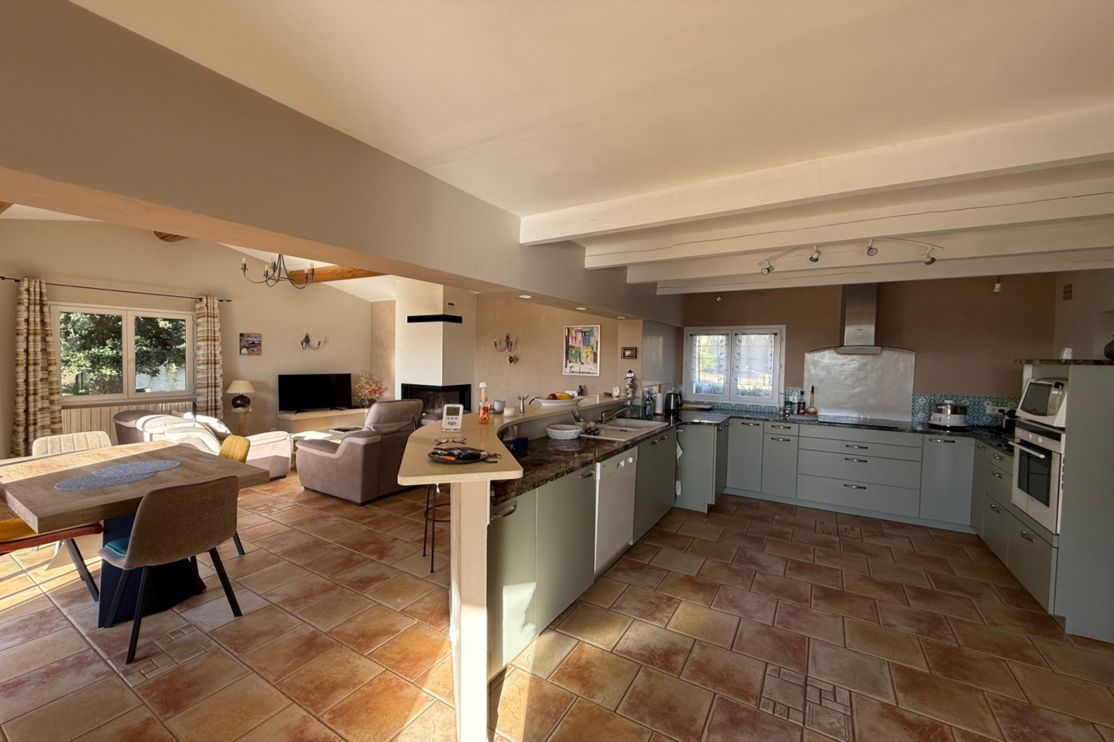 Image_, Maison, Saint-Quentin-la-Poterie, ref :668V1193M