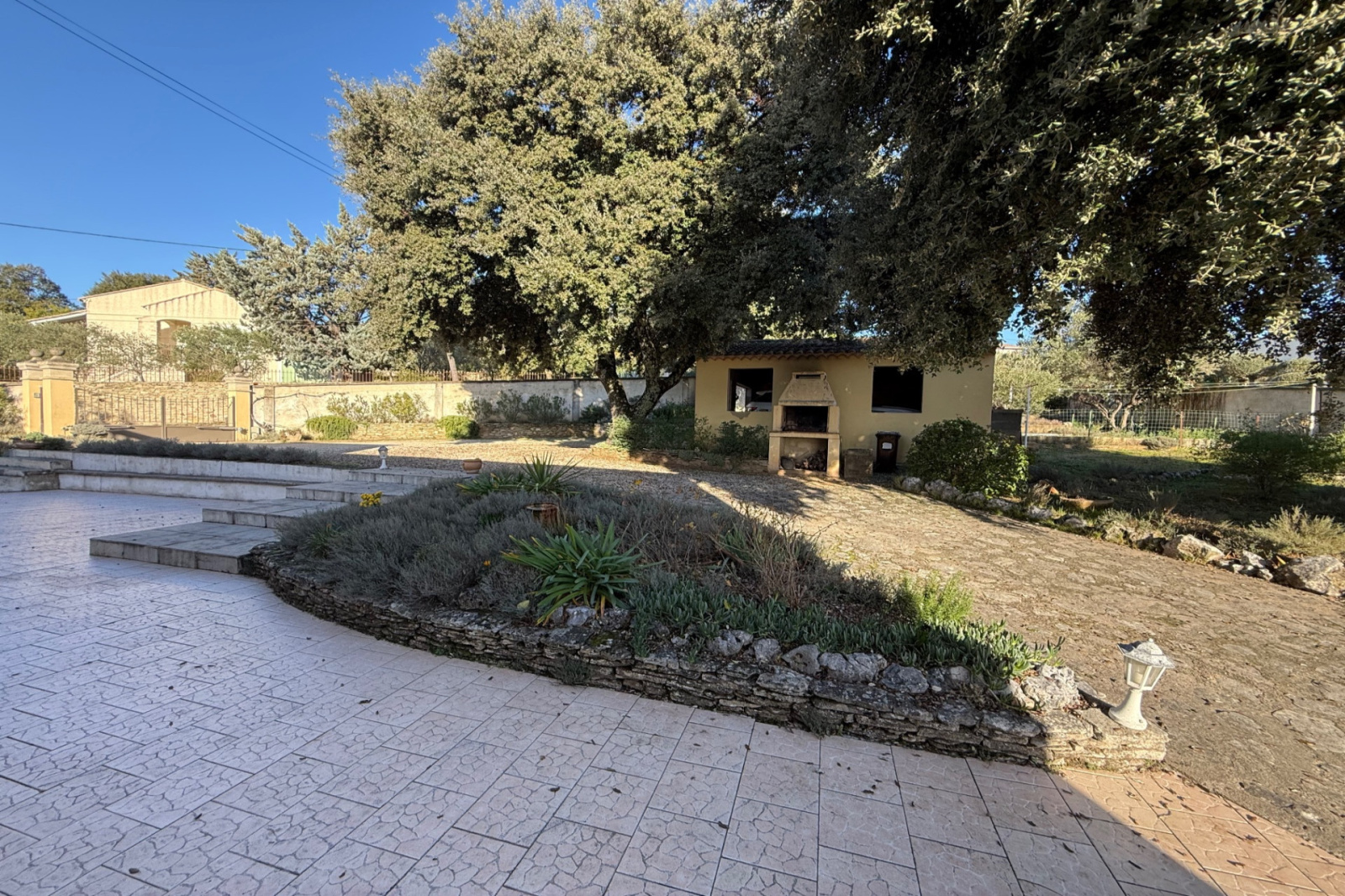 Image_, Maison, Saint-Quentin-la-Poterie, ref :668V1193M