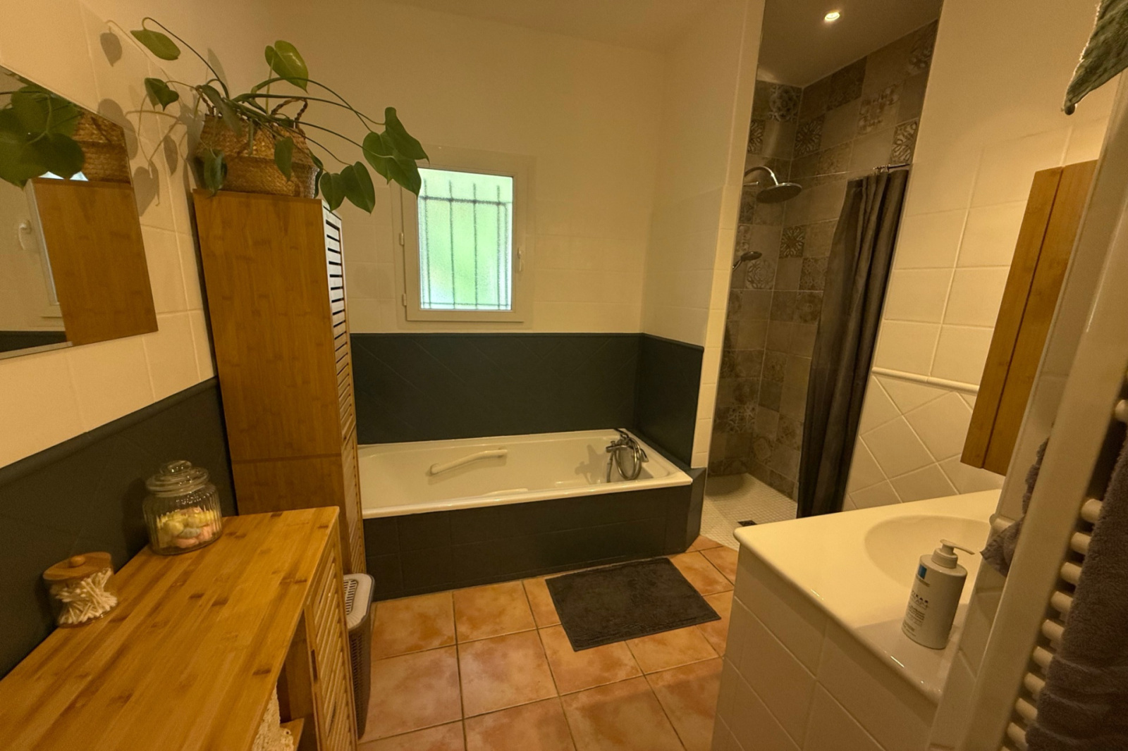 Image_, Maison, Saint-Hippolyte-de-Montaigu, ref :668V1153M