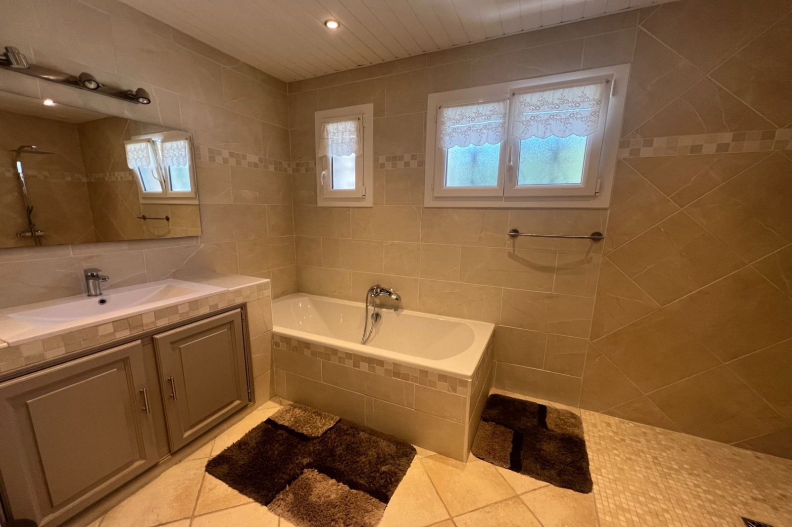 Image_, Villa, Serviers-et-Labaume, ref :668V1027M